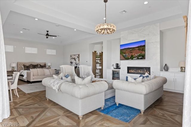 4 Cottonwood Canyon Court, Las Vegas, NV 89141