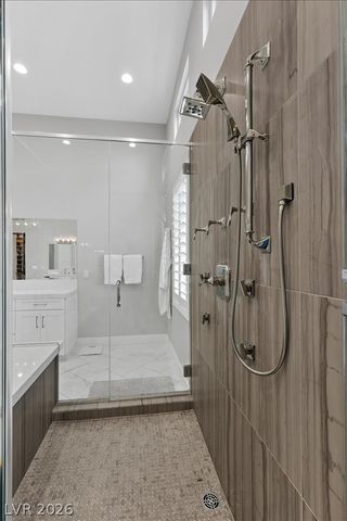 4 Cottonwood Canyon Court, Las Vegas, NV 89141