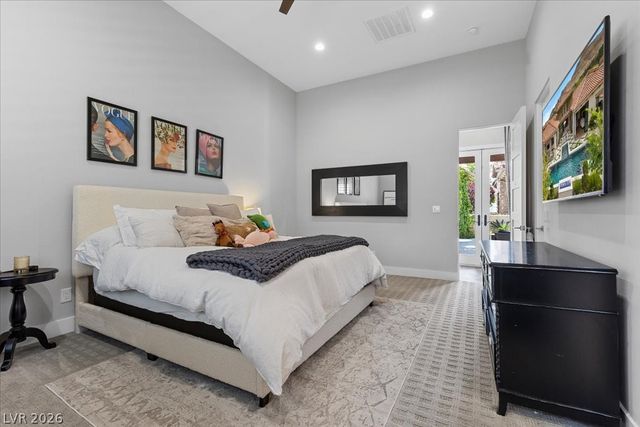 4 Cottonwood Canyon Court, Las Vegas, NV 89141