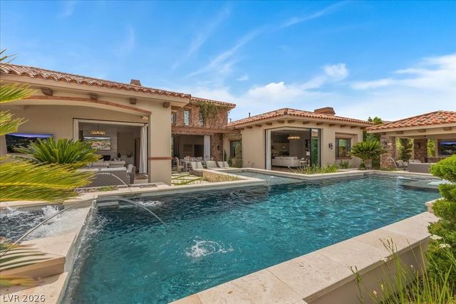 4 Cottonwood Canyon Court, Las Vegas, NV 89141