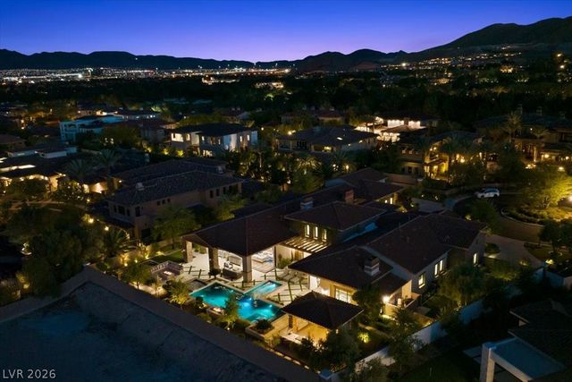 4 Cottonwood Canyon Court, Las Vegas, NV 89141