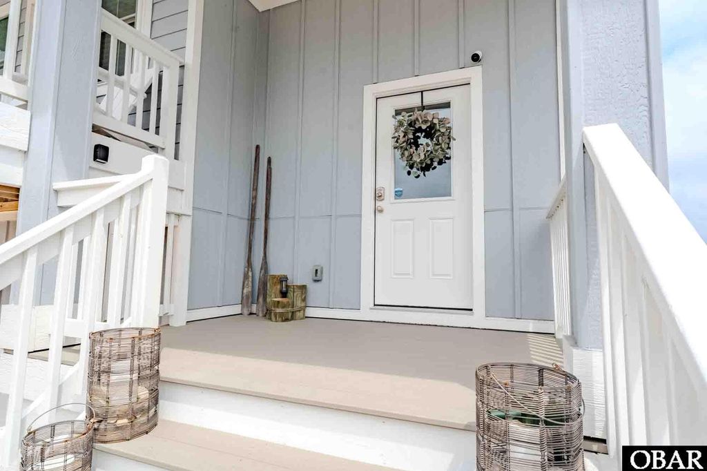 Image 6 of property listing at 629 Cottage Lane Lot 19, Corolla, NC 27927