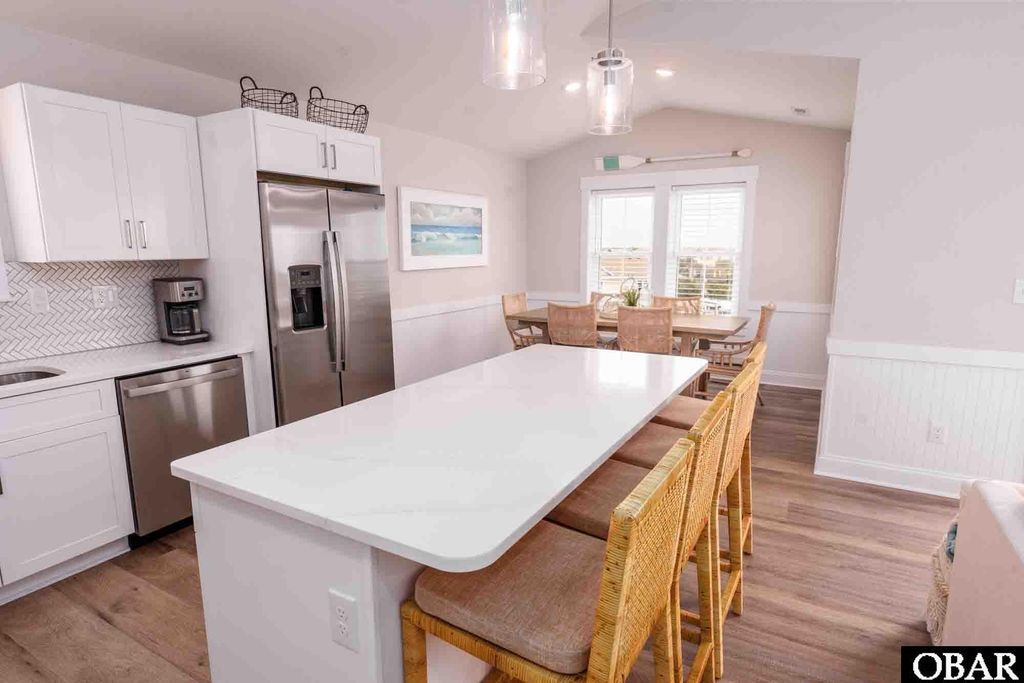Image 10 of property listing at 629 Cottage Lane Lot 19, Corolla, NC 27927