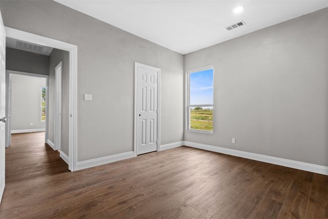7074 NE County Rd 1050, Rice, TX 75155