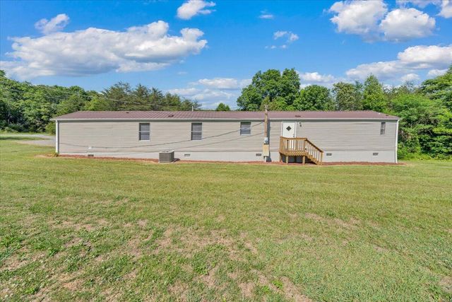 419 Cooks Knob RD, Ferrum, VA 24088