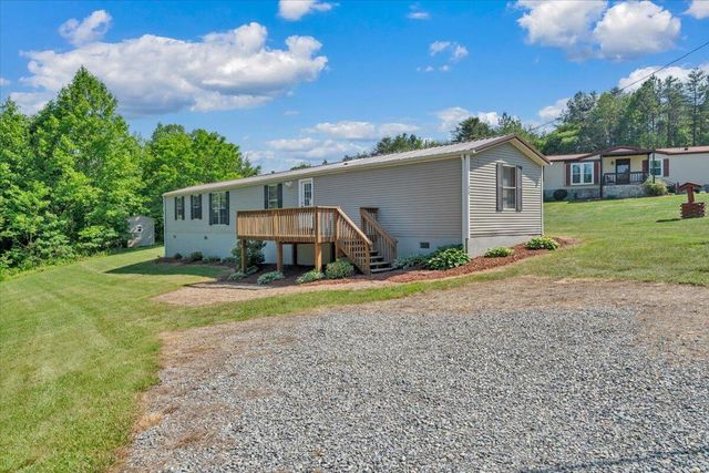 419 Cooks Knob RD, Ferrum, VA 24088