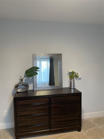 1430 Beachland Boulevard, Waterford Charter Township, MI 48328