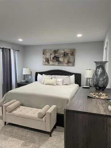 1430 Beachland Boulevard, Waterford Charter Township, MI 48328