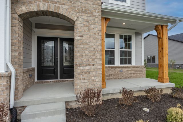 6648 Dogwood Drive, Mccordsville, IN 46055