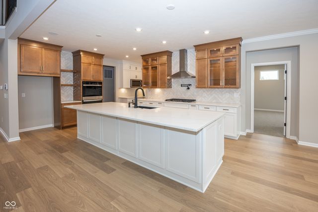 6648 Dogwood Drive, Mccordsville, IN 46055