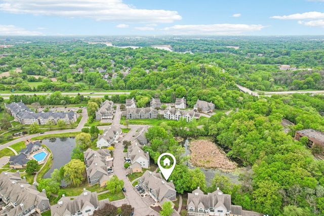 6030 Chasewood Parkway 201, Minnetonka, MN 55343