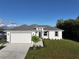 523 NW 26th Place, Cape Coral, FL 33993