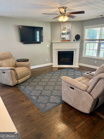 78 Maple Creek Drive, Newnan, GA 30263