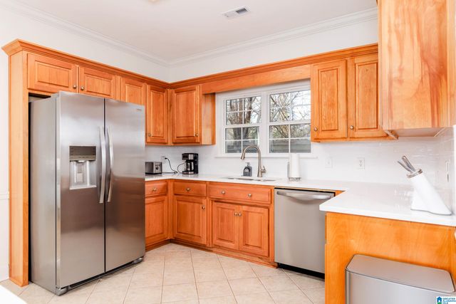 7217 CAHAWBA LANE, Leeds, AL 35094