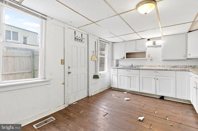 37 E FILBERT ST, Lancaster, PA 17603