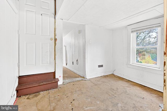 37 E FILBERT ST, Lancaster, PA 17603