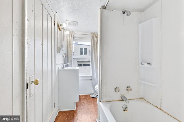 37 E FILBERT ST, Lancaster, PA 17603