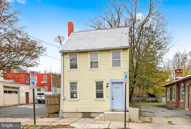 37 E FILBERT ST, Lancaster, PA 17603