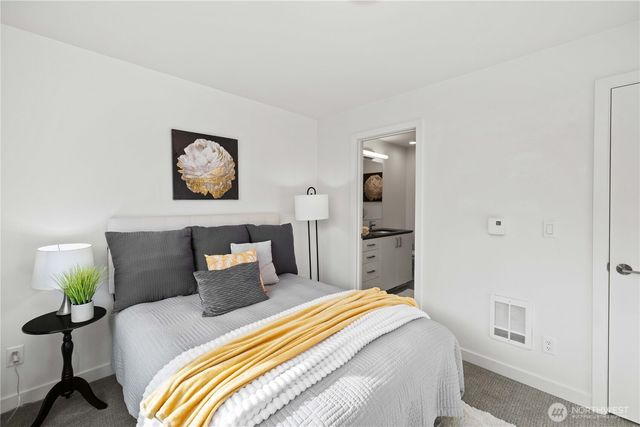 32730 Hemlock Avenue SE, Black Diamond, WA 98010