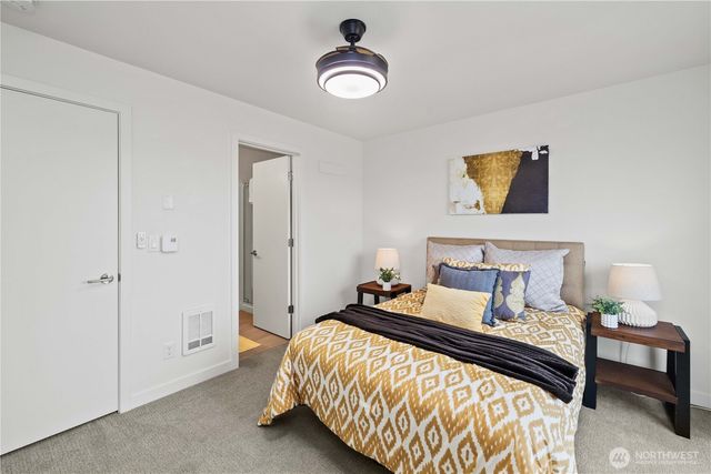 32730 Hemlock Avenue SE, Black Diamond, WA 98010