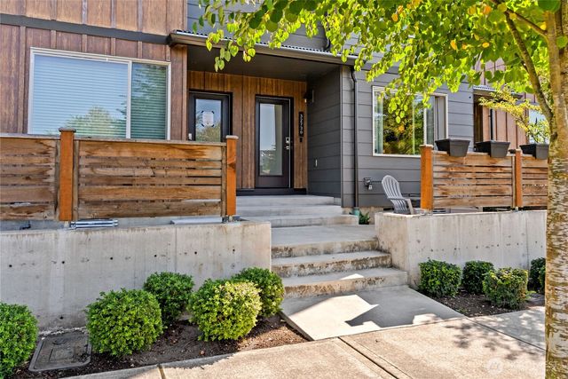 32730 Hemlock Avenue SE, Black Diamond, WA 98010