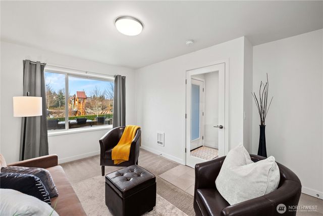 32730 Hemlock Avenue SE, Black Diamond, WA 98010