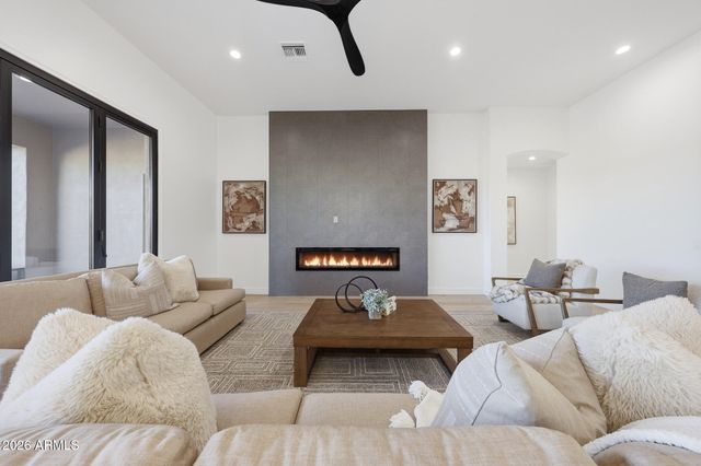 34617 N DESERT RIDGE Drive, Scottsdale, AZ 85262