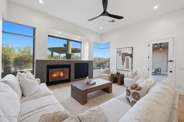 34617 N DESERT RIDGE Drive, Scottsdale, AZ 85262