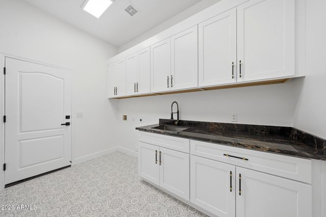 34617 N DESERT RIDGE Drive, Scottsdale, AZ 85262