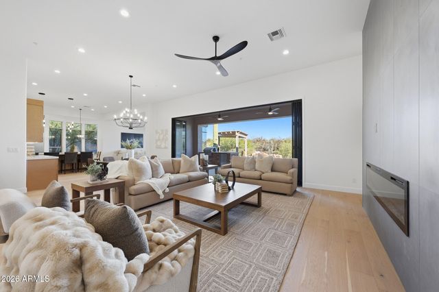 34617 N DESERT RIDGE Drive, Scottsdale, AZ 85262