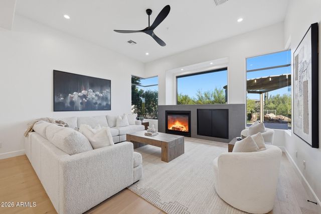 34617 N DESERT RIDGE Drive, Scottsdale, AZ 85262