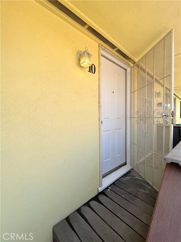 10 W Cypress Avenue, Redlands, CA 92373