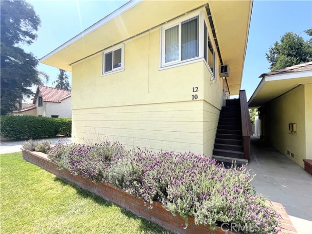 10 W Cypress Avenue, Redlands, CA 92373