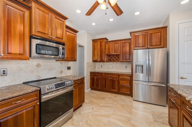 3020 SHEPPARDS CROOK COURT, Holiday, FL 34691