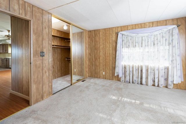 275 S Worthington 105, Spring Valley, CA 91977