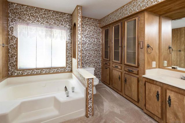 275 S Worthington 105, Spring Valley, CA 91977