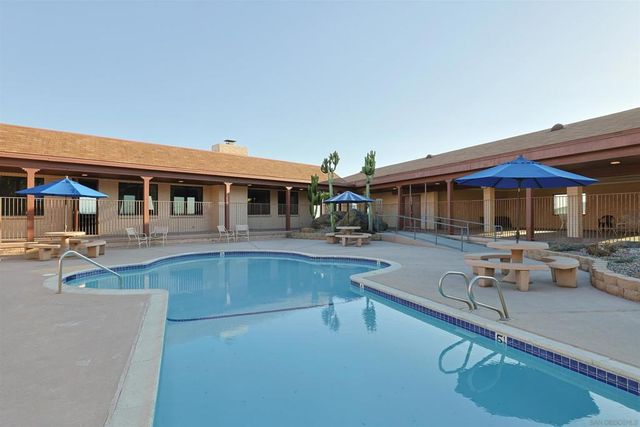 275 S Worthington 105, Spring Valley, CA 91977