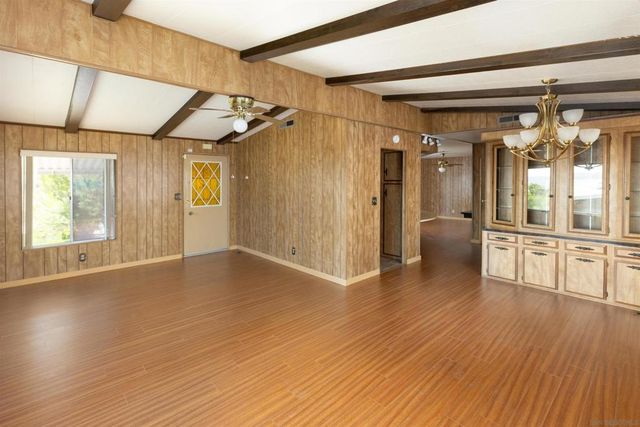 275 S Worthington 105, Spring Valley, CA 91977