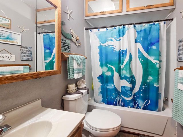 2309 Pioneer Drive, Beloit, WI 53511