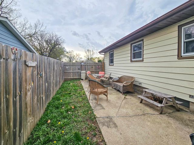 2309 Pioneer Drive, Beloit, WI 53511
