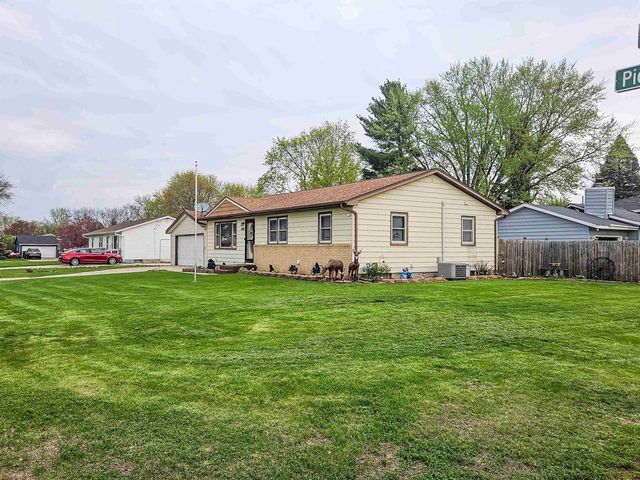 2309 Pioneer Drive, Beloit, WI 53511
