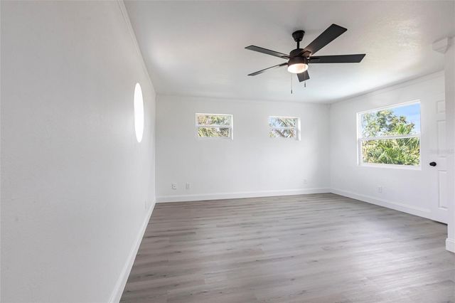 6119 19TH AVENUE N, St Petersburg, FL 33710