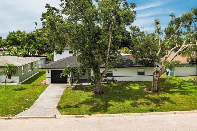 6119 19TH AVENUE N, St Petersburg, FL 33710