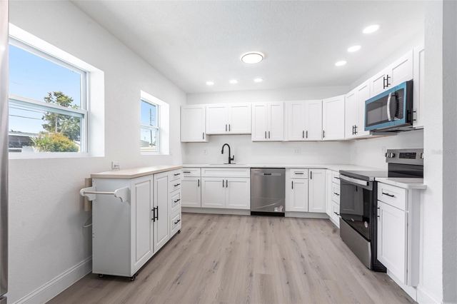 6119 19TH AVENUE N, St Petersburg, FL 33710