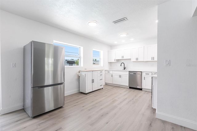 6119 19TH AVENUE N, St Petersburg, FL 33710