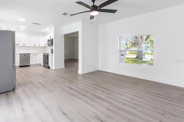 6119 19TH AVENUE N, St Petersburg, FL 33710