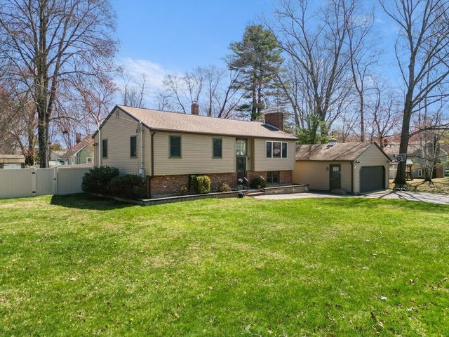 19 Elizabeth Lane, Newburyport, MA 01950