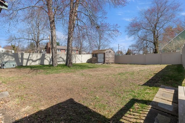 19 Elizabeth Lane, Newburyport, MA 01950