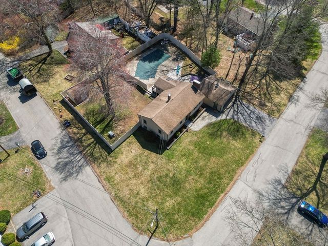 19 Elizabeth Lane, Newburyport, MA 01950