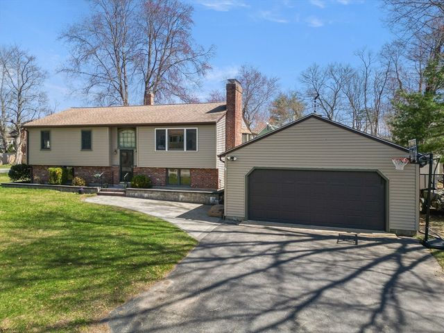 19 Elizabeth Lane, Newburyport, MA 01950